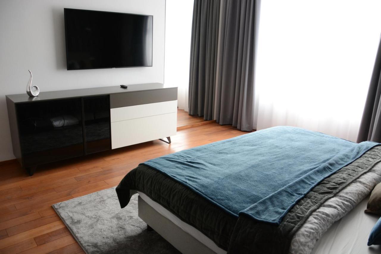 Premium Apartment Near Banska Bystrica Square With Two Big Bedrooms Екстериор снимка