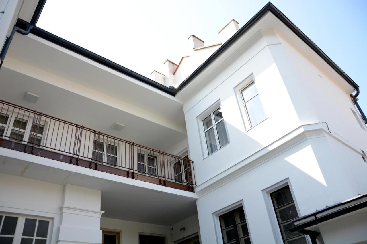 Premium Apartment Near Banska Bystrica Square With Two Big Bedrooms Екстериор снимка
